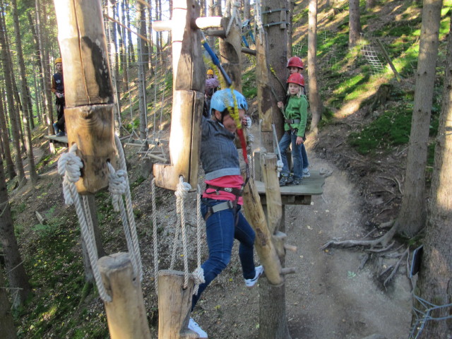 Diana im Parcours 'Baummarder' im Kletterwald Buchenberg