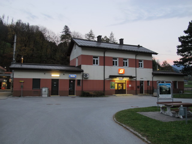 Bahnhof Werfen, 524 m