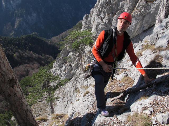 'Brunnerweg': Dieter am Stand nach der 3. Seillänge