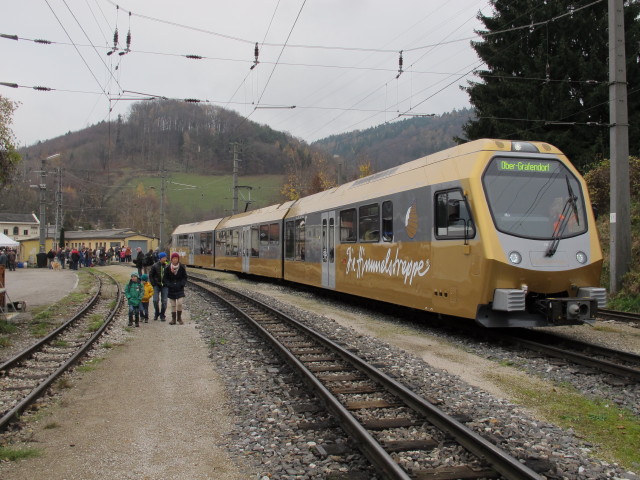 ET2 als P 39916 im Bahnhof Kirchberg an der Pielach, 372 m