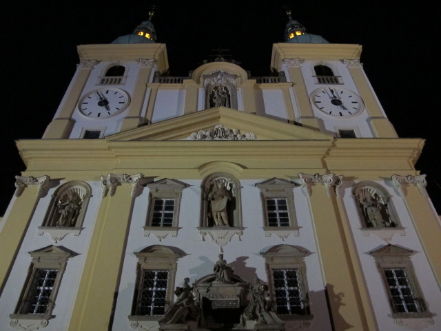 Basilika Mari&auml; Heimsuchung, 382 m