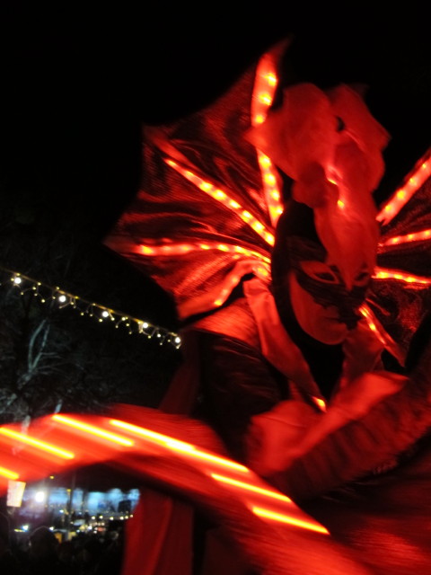 Adventmarkt vor der Karlskirche