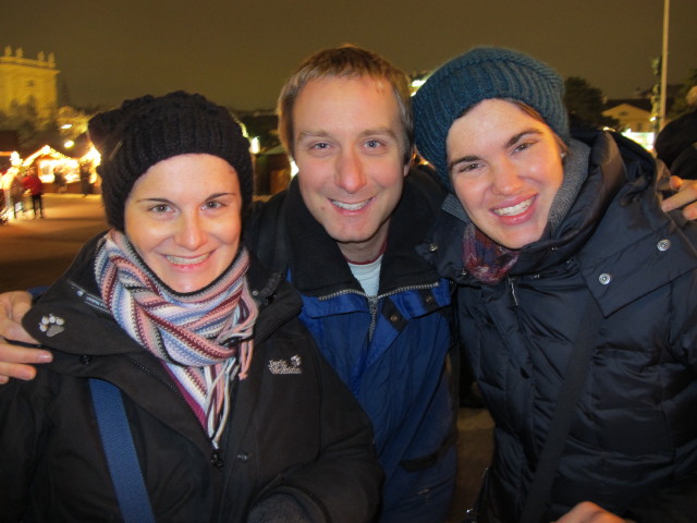 Katrin, ich und Kerstin im Weihnachtsdorf