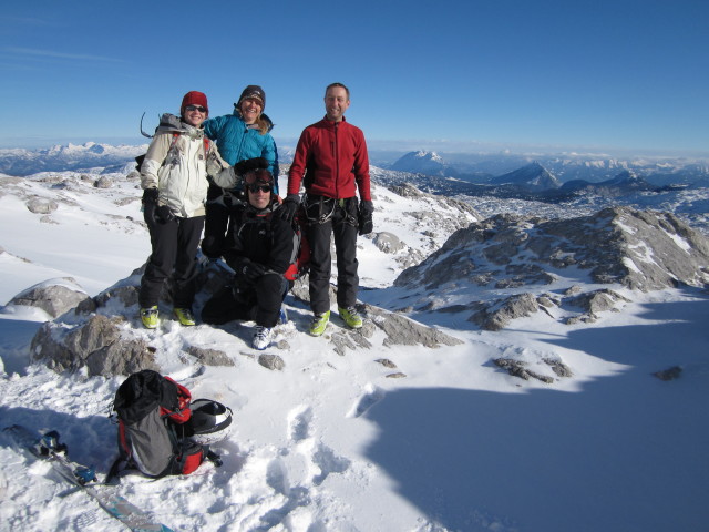 Irene, Christiane, Dieter und ich zwischen Gjaidsteingrube und Mittersteinbahn (31. Dez.)