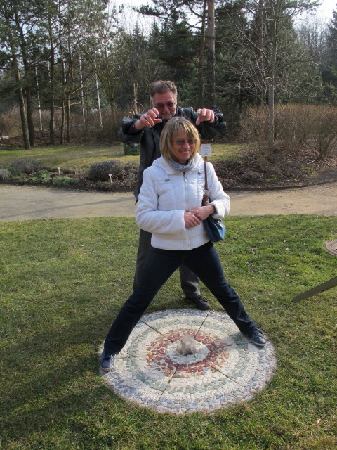 Papa und Mama am Kraftplatz