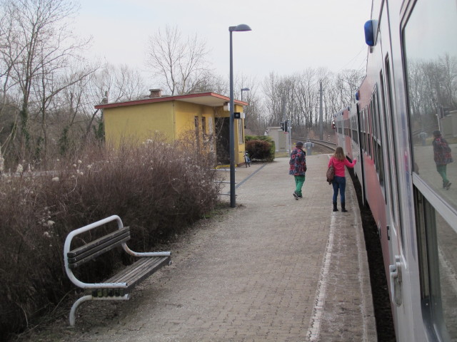 Haltestelle Absberg, 190 m