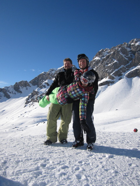 Markus, ich und Ayesha bei der Ulmer Hütte, 2.279 m (8. März)