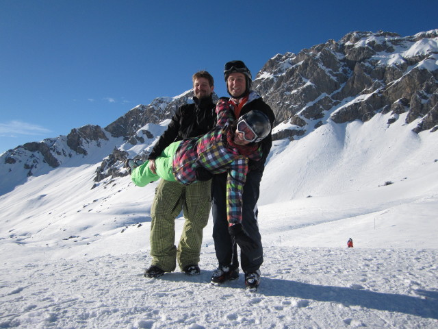 Markus, ich und Ayesha bei der Ulmer Hütte, 2.279 m (8. März)