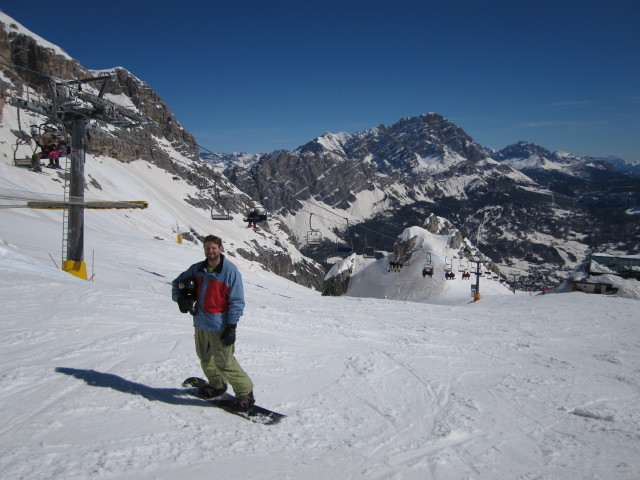 Markus bei der Bergstation des Sessellifts Duca D'Aosta/Pomedes (17. März)