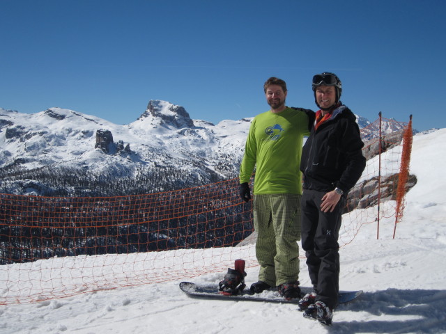 Markus und ich bei der Bergstation des Sessellifts Duca D'Aosta/Pomedes (17. März)