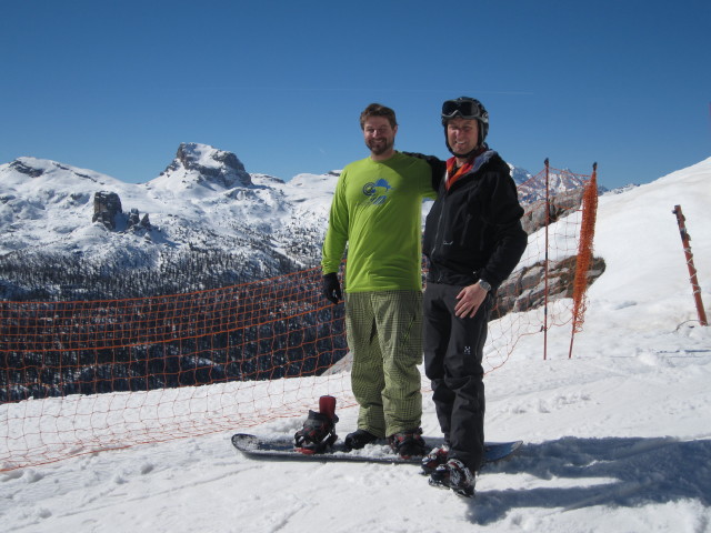 Markus und ich bei der Bergstation des Sessellifts Duca D'Aosta/Pomedes (17. März)