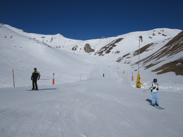 Mama auf der Piste 'Idjoch - Salaas' (7. Apr.)