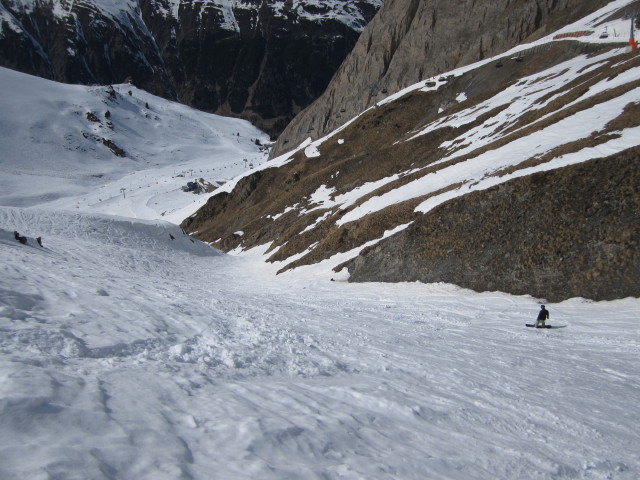 Markus neben der Piste 'Greitspitz - Höllkar' (7. Apr.)