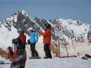 bei der Bergstation der Piz Val Grondabahn, 2.812 m (7. Apr.)