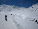 Mama auf der Piste 'Piz Val Gronda - Piz Val Gronda Talstation' (7. Apr.)