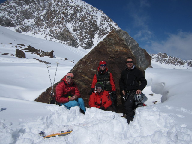 Kai, Gudrun, Christoph und ich am Alpeiner Ferner (16. Apr.)