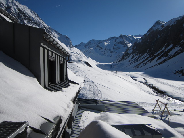Franz-Senn-H&uuml;tte, 2.149 m (17. Apr.)