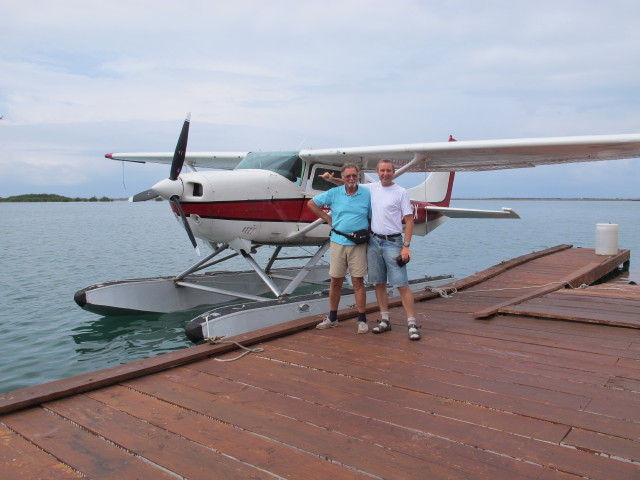 Papa und ich in der Keehi Lagoon (24. Mai)