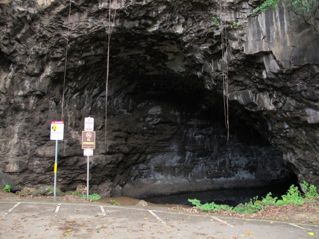 Waikanaloa Wet Cave (11. Mai)