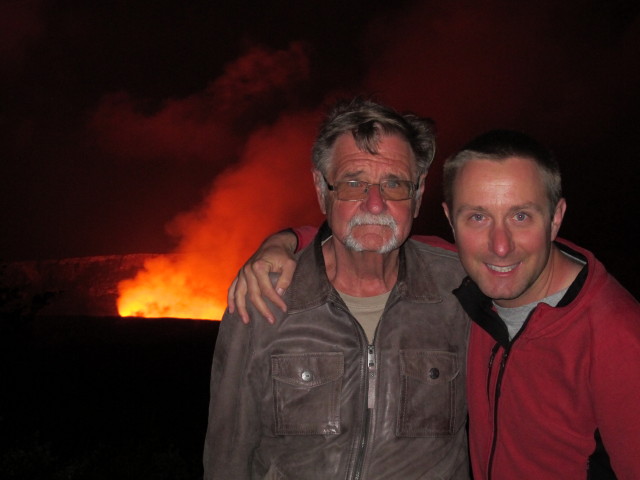 Papa und ich bei der Kilauea Caldera (14. Mai)