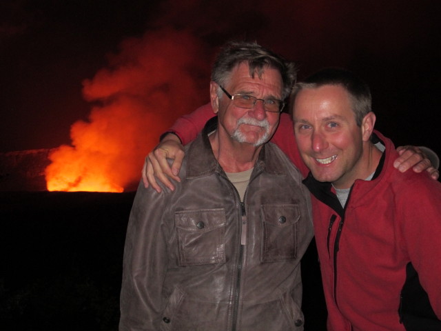 Papa und ich bei der Kilauea Caldera (14. Mai)