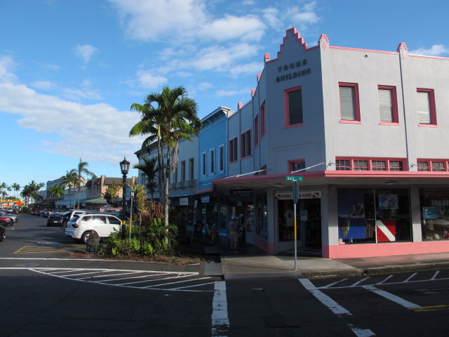 Young Building in Hilo (15. Mai)