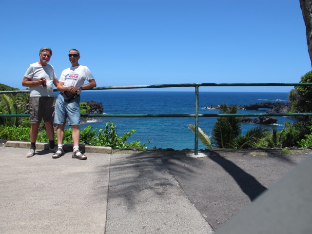 Papa und ich im Waianapanapa State Park (20. Mai)