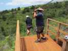 Papa auf Line # 6 des Ka'anapali Zipline Adventure (19. Mai)