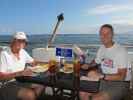 Papa und ich im Bubba Gump Lahaina (19. Mai)