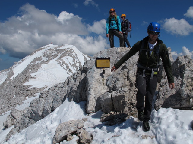 Sabrina, Hannelore und Christian auf Weg 262 zwischen Gro&szlig;er Priel und Fleischbanksattel (7. Juni)
