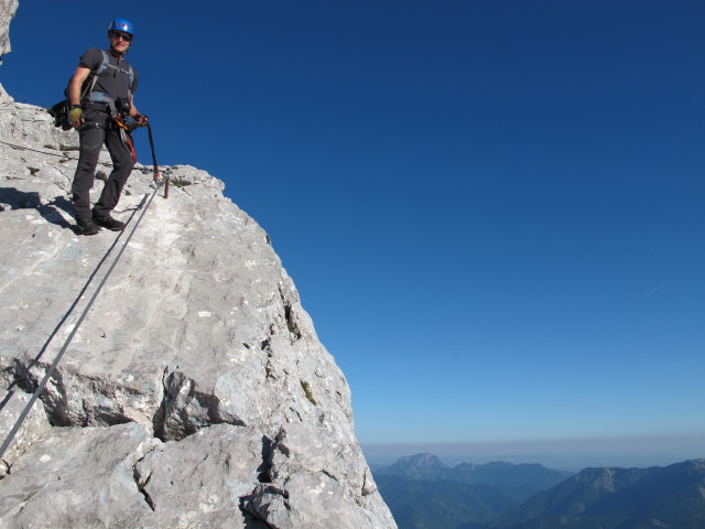 Tassilo-Klettersteig: Christian zwischen Einstieg und Almtaler K&ouml;pfl (8. Juni)