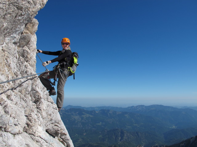 Tassilo-Klettersteig: Sabrina zwischen Felsenfenster und Ausstieg (8. Juni)