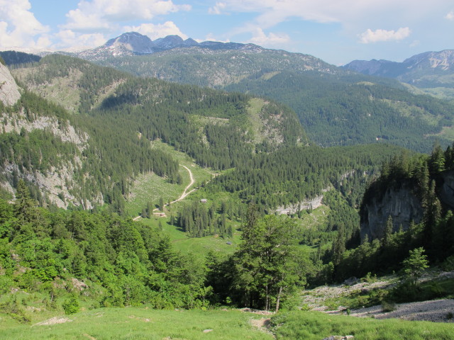 von Weg 214 Richtung S&uuml;dosten (9. Juni)