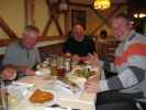 G&uuml;nther, Josef und Erich im Rabenbr&auml;u in Neustift (21. Juni)