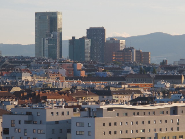 Wienerberg City vom Bahnorama aus