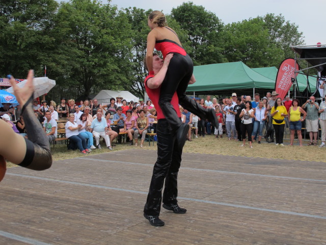 Rock n Vision Dance Show bei der Country & Western-B&uuml;hne (29. Juni)