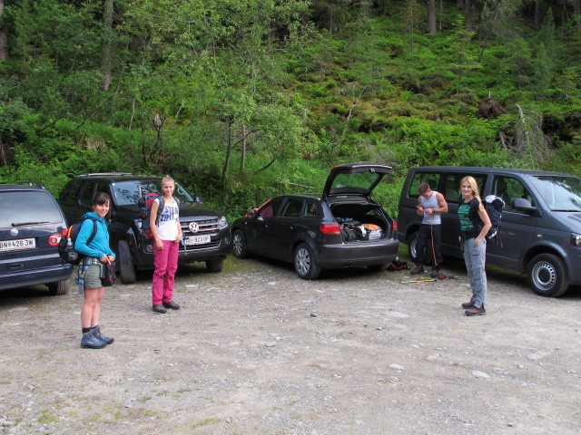 Helga, Miriam, Christoph und Evelyn am Parkplatz Leibnitzbachbr&uuml;cke, 1.656 m (4. Juli)