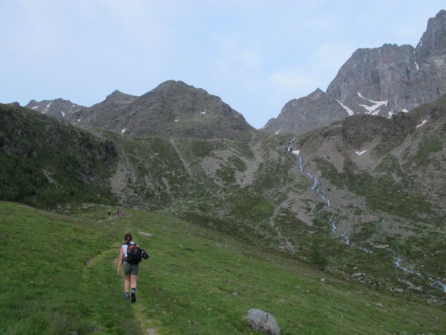 Christoph, Miriam, Evelyn und Helga zwischen Beliz und Hochschoberhütte (4. Juli)