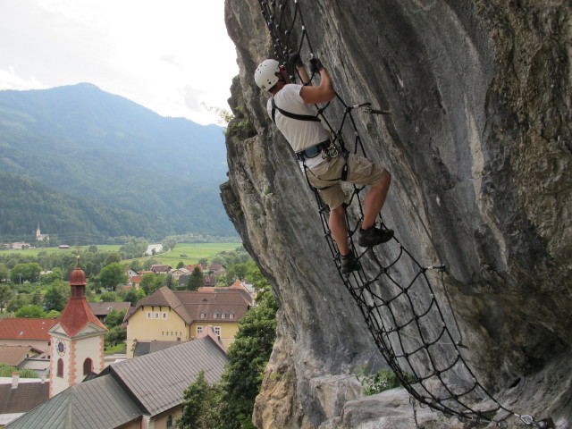 Burgforst-Klettersteig: Wolfgang im Kletternetz (7. Juli)