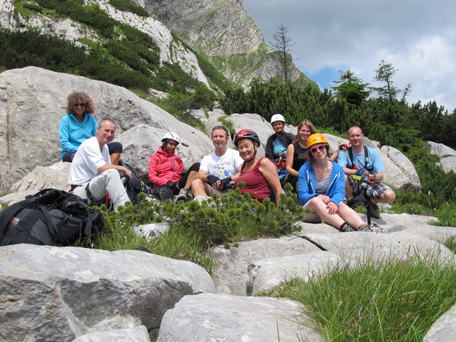 Irmgard, Erich, Jasmin, ich, Edith, Dominika, Doris, Hannelore und Daniel beim Ausstieg