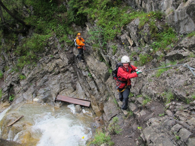 Millnatzenklamm-Klettersteig: Erich und Ulrike im Sektor 1