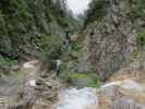 Millnatzenklamm-Klettersteig: Ulrike, Wolfgang, Helga und Erich am Beginn von Sektor 4