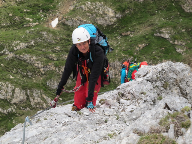 Große Kinigat-Klettersteig: Dominika beim Kartitscher Köpfl