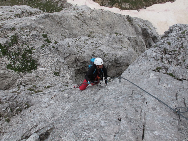 Große Kinigat-Klettersteig: Dominika beim Kartitscher Köpfl