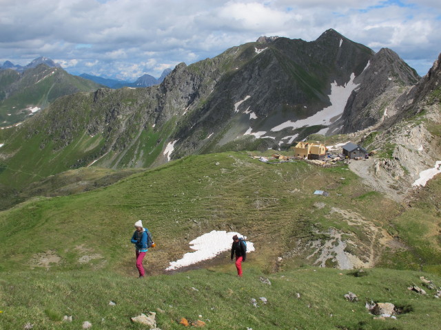 Miriam und Dominika zwischen Filmoor-Standschützenhütte und Hintersattel