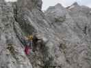 Große Kinigat-Klettersteig: Miriam und Evelyn zwischen Roter Rinne und Ausstieg