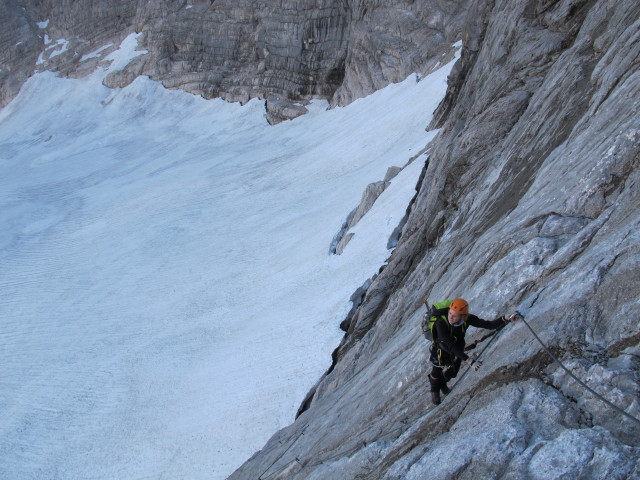 Amon-Klettersteig: Sabrina zwischen Einstieg und Simonyscharte (20. Juli)