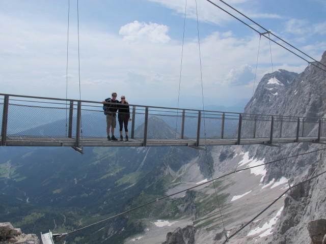 Christian und Sabrina auf der Hängebrücke (20. Juli)