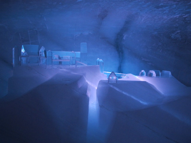 Eispalast: Schloss Raureif (20. Juli)