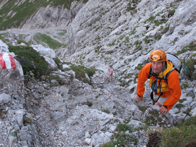 Erich auf Weg 441 zwischen Wimbachgrieshütte und Schönfeldspitze (2. Aug.)